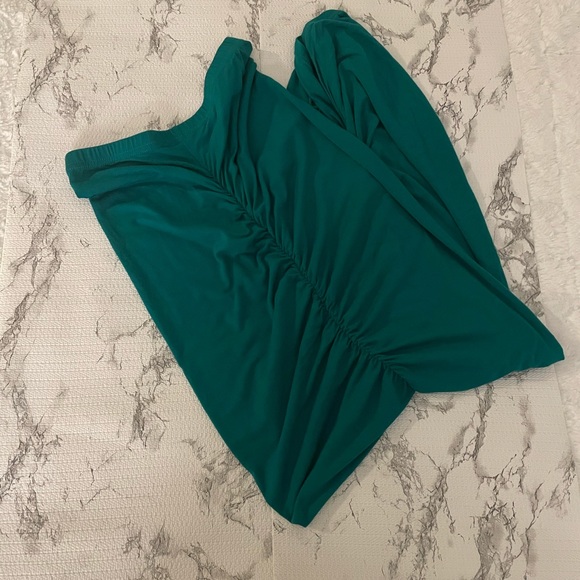 Shein ruched green midi skirt. Size small. Can also be worn as a tube dress. - Picture 5 of 5
